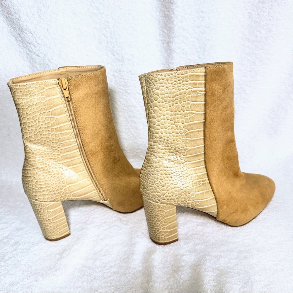 Chinese Laundry Camel Beige Croc Suede Block Heel Ankle Booties 8.5M EUC Zipper